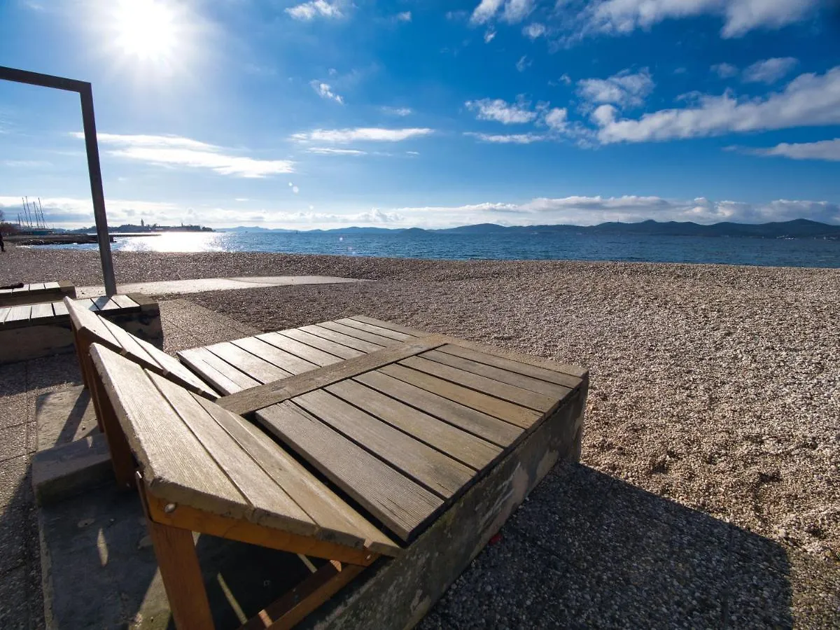 Beach Paradise Apartments  Zadar