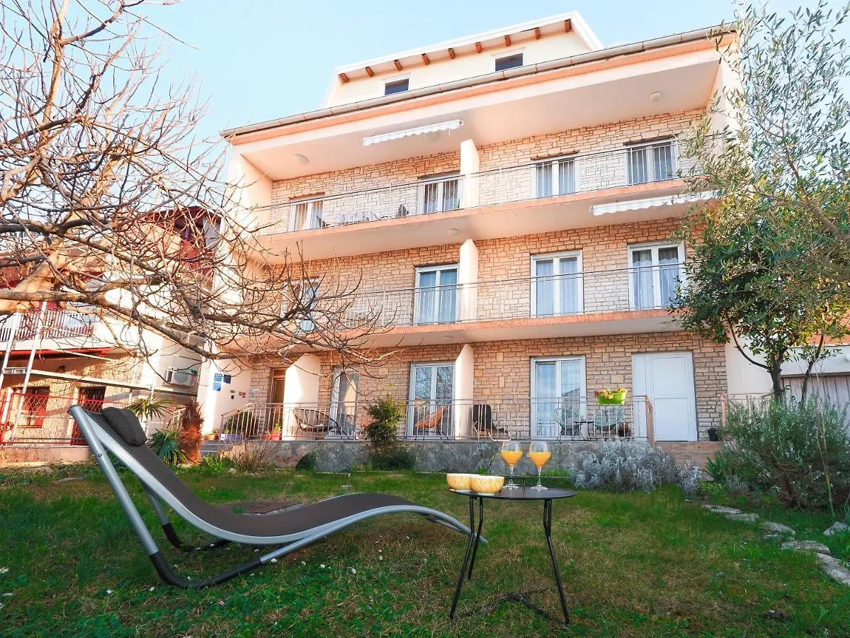 Beach Paradise Apartments Zadar