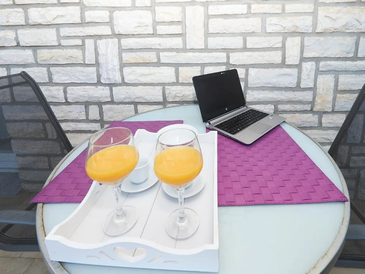 Beach Paradise Apartments 0*, Zadar Croatia